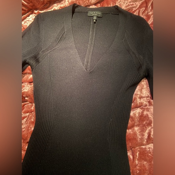 Rag & Bone long sleeve v-neck knit mini dress with back cut-out - Picture 9 of 11